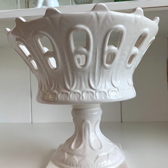 Vintage White Porcelain Pedestal Fruit Basket Bowl/Center Piece/Plant Holder - Picture 2 of 4